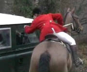 CotswoldValeFHhunterremonstrateswithsabs2005.jpg CotswoldValeFHhunterremonstrateswithsabs2005.jpg