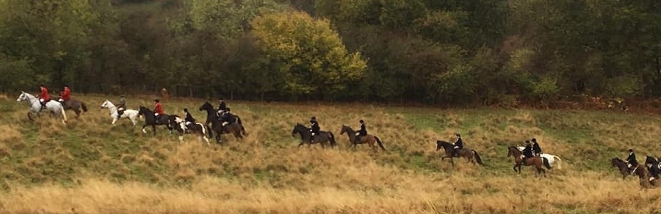 BelvoirFHHuntsmenandfield27-10-18.jpg BelvoirFHHuntsmenandfield27-10-18.jpg