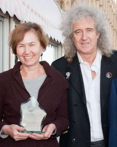 DeniseIFAWCampaignerAward10-11.jpg